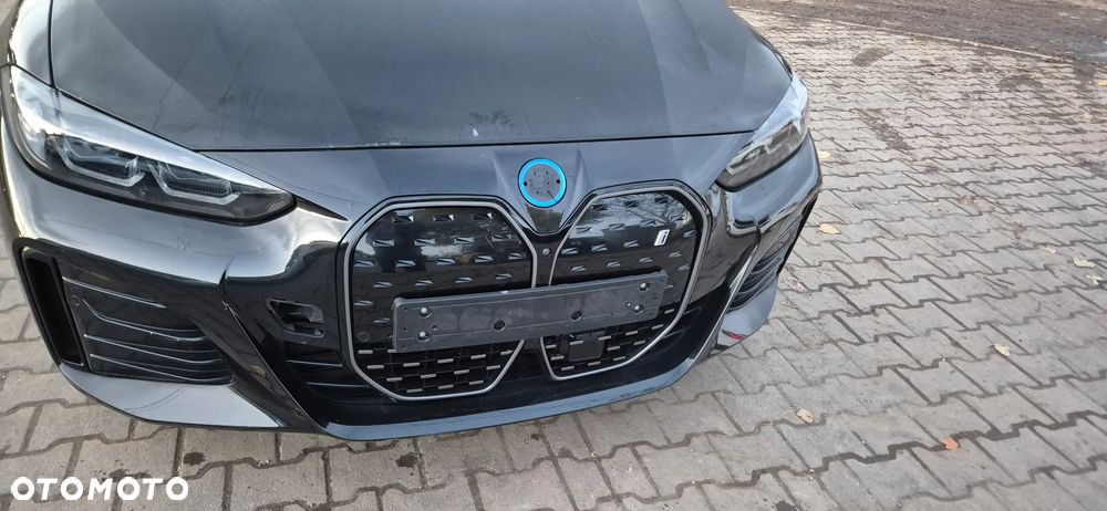 BMW i4 - 4