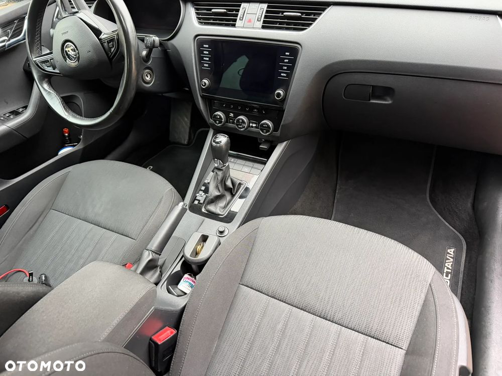 Skoda Octavia 2.0 TSI Style DSG - 28