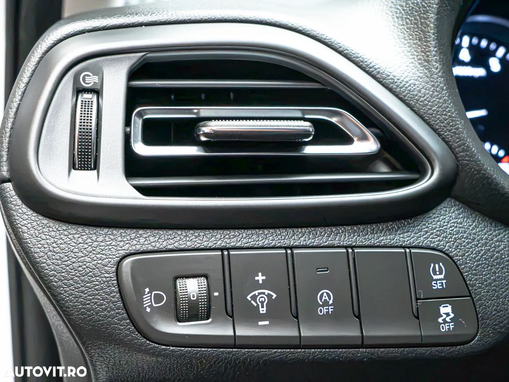 Hyundai i30 1.5 160CP MHEV 48V M/T Highway - 21