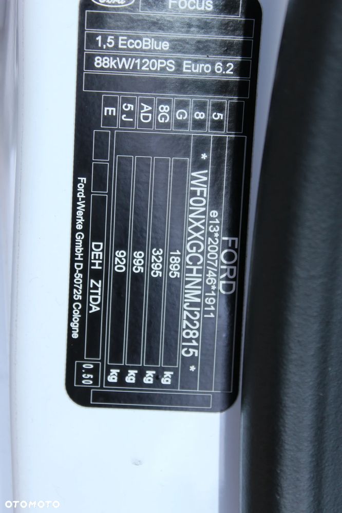 Ford Focus 1.5 EcoBlue Start-Stopp-System ST-LINE VIGNALE - 40