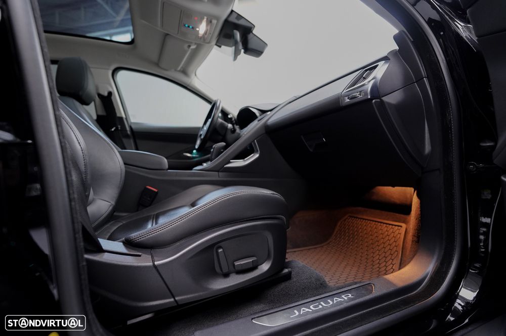 Jaguar E-Pace 2.0 P200 S AWD Aut. - 6
