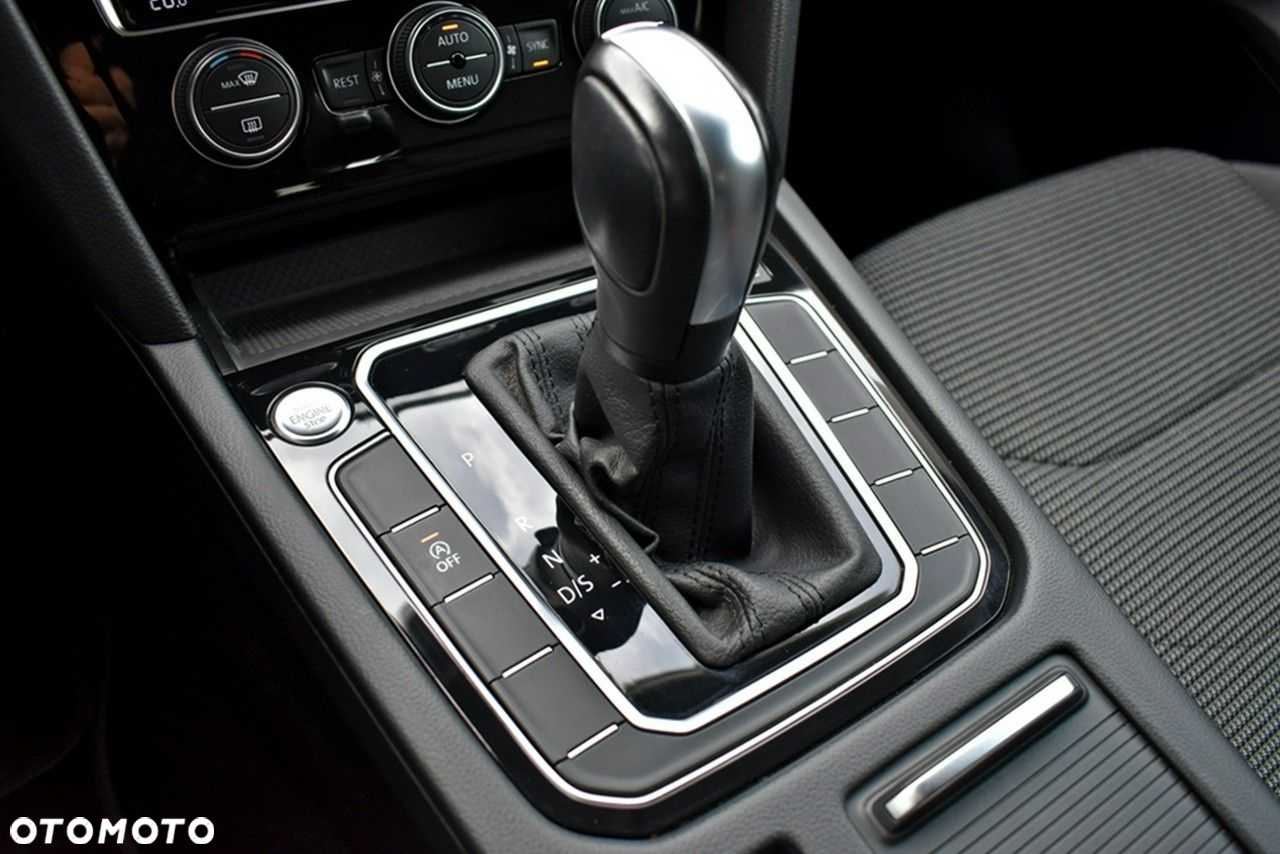 Volkswagen Arteon 2.0 TSI Essence DSG - 26