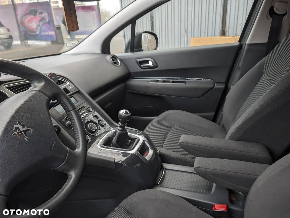 Peugeot 5008 - 7