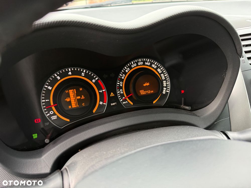 Toyota Auris 1.33 VVT-i Terra Start - 24