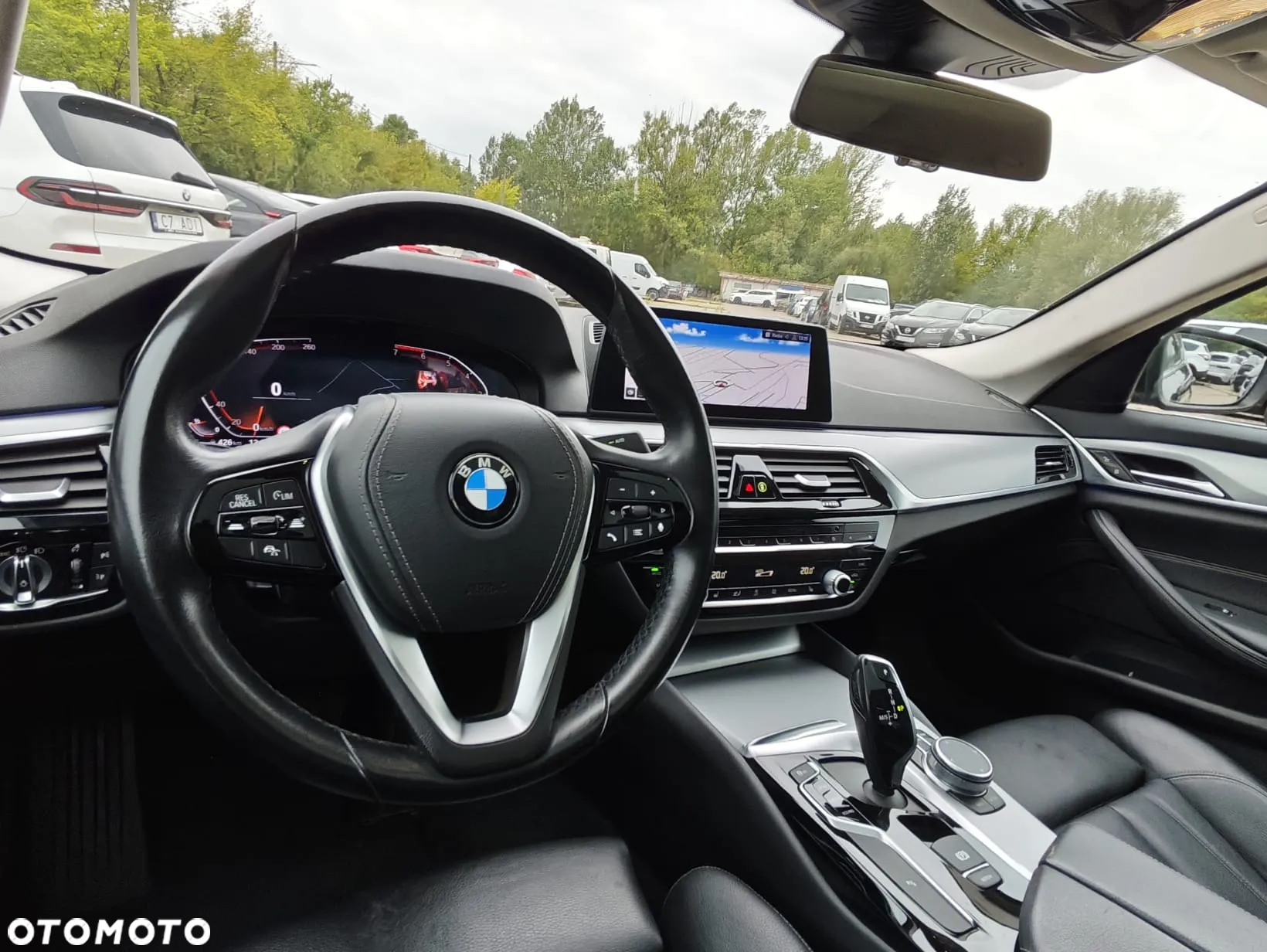 BMW Seria 5 530i GPF xDrive Luxury Line - 10