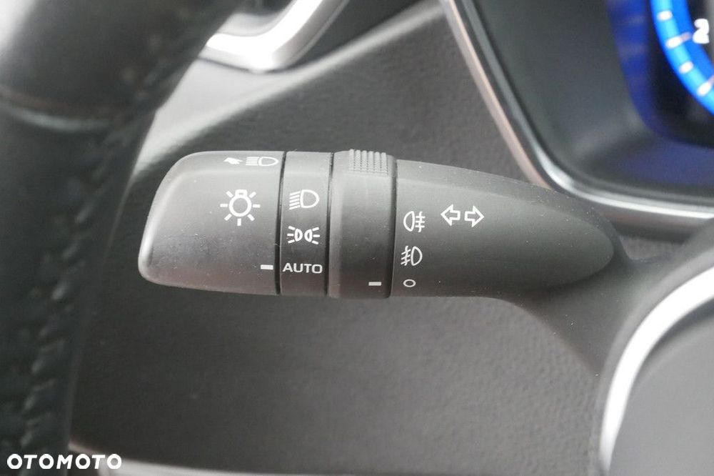 Toyota Corolla 1.8 Hybrid Executive - 29