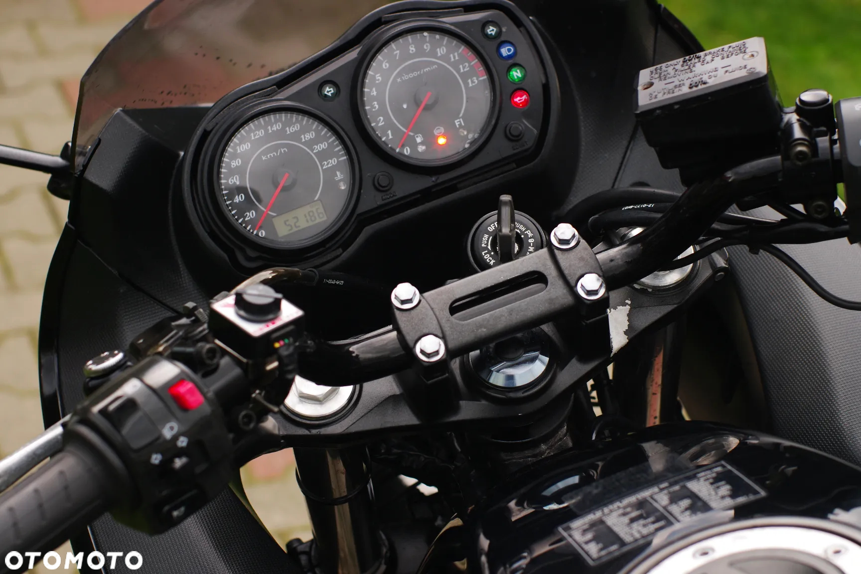 Kawasaki ER - 9