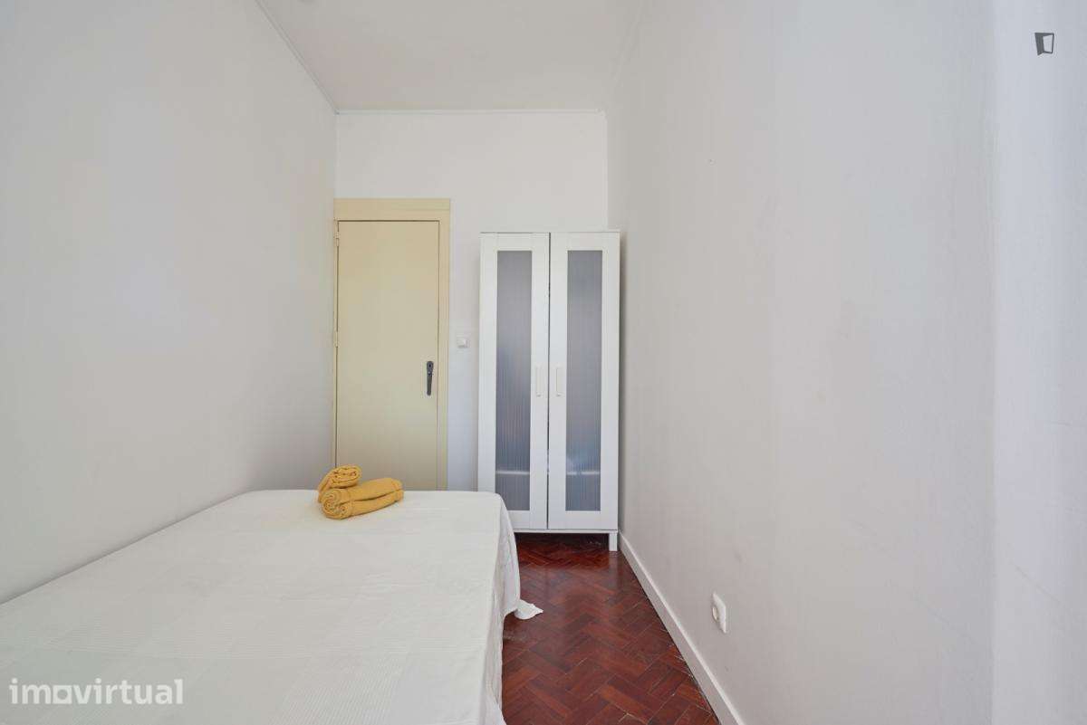Quarto - localizado em Saldanha Lisbon - Grande imagem: 4/43
