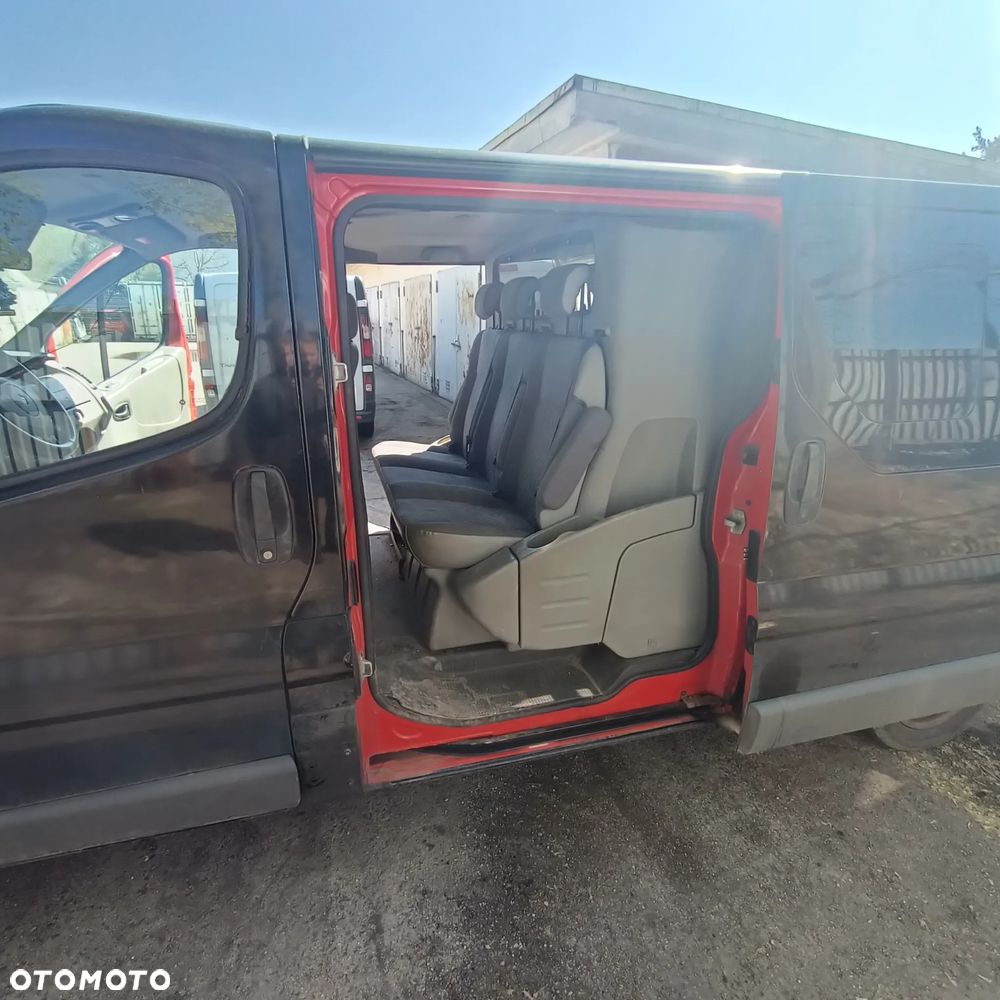 Renault Trafic - 18