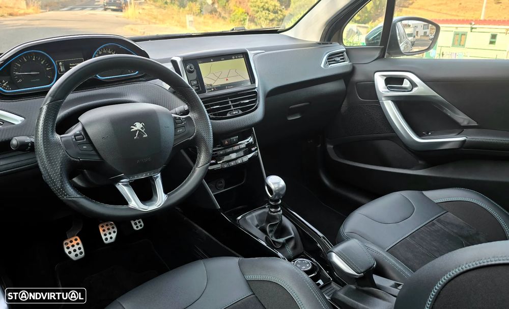 Peugeot 2008 PureTech 130 GPF Stop&Start Crossway - 16