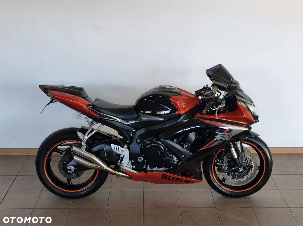 Suzuki GSX-R - 4