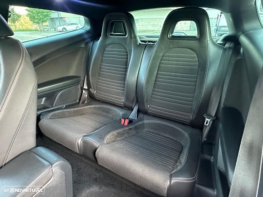 VW Scirocco 2.0 TDI Sport - 11