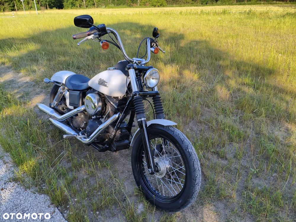 Harley-Davidson Dyna Street Bob - 1