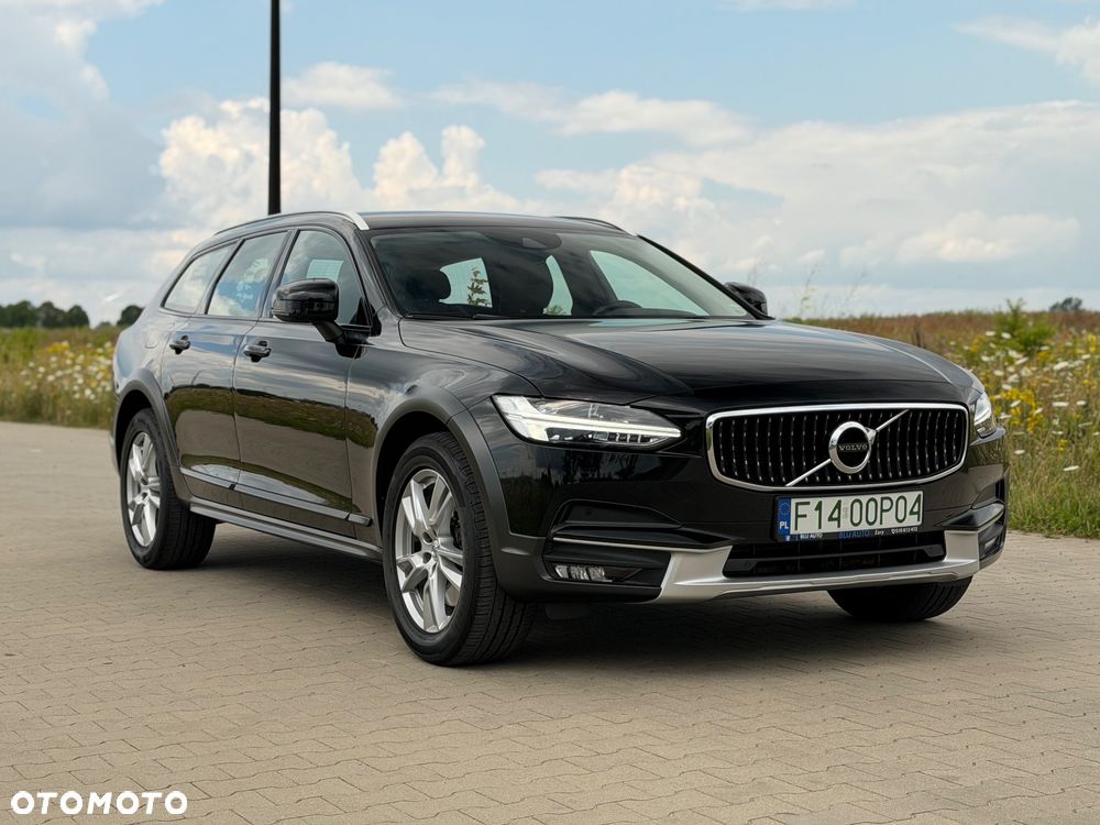 Volvo V90 Cross Country D4 AWD Geartronic Pro - 1