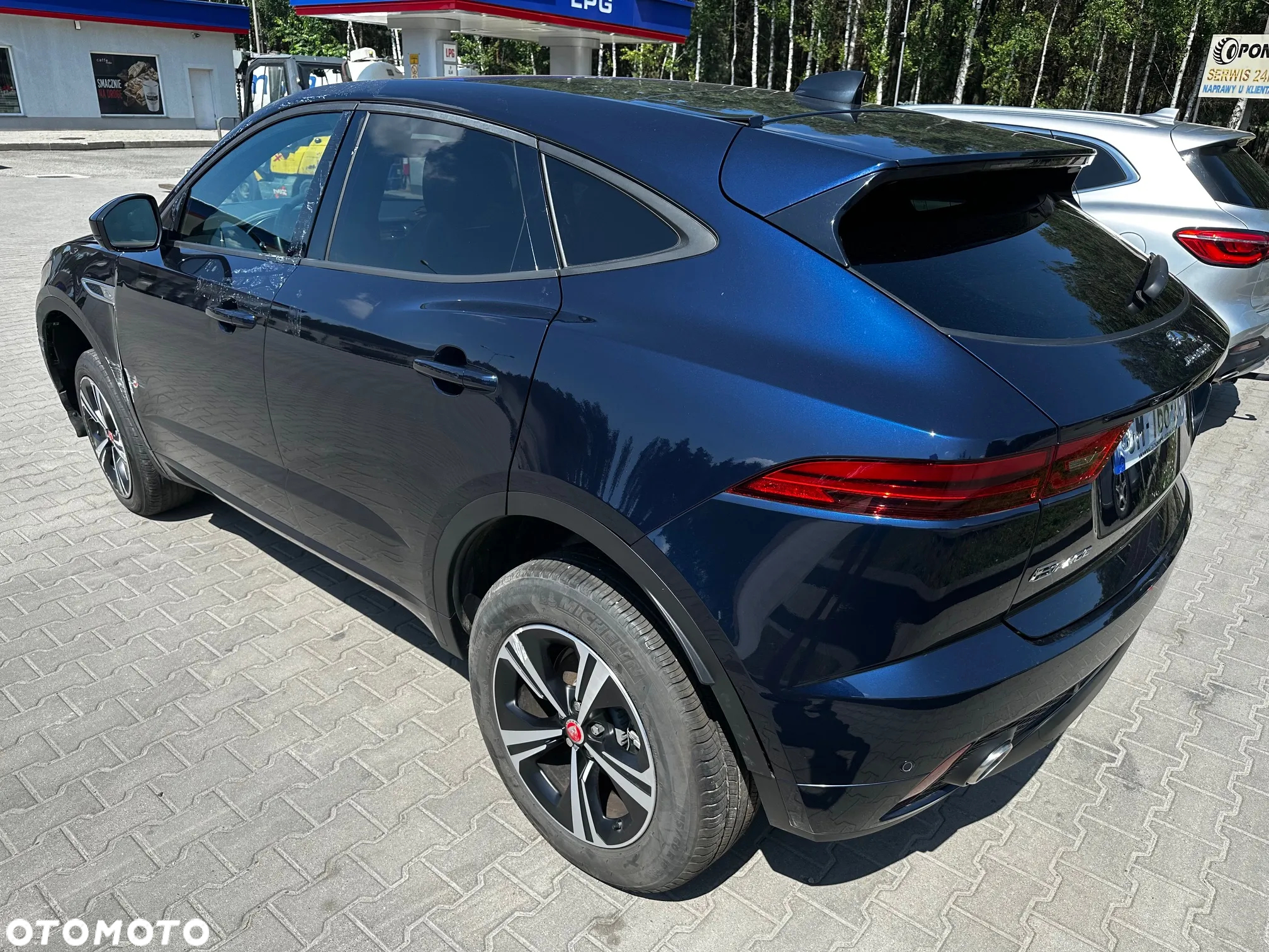 Jaguar E-Pace - 3