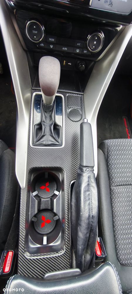 Mitsubishi Eclipse Cross 1.5 T-MIVEC 2WD CVT Diamant - 18