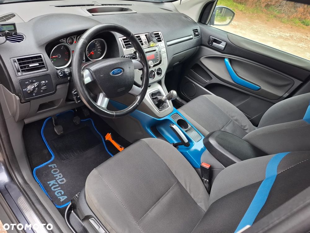Ford Kuga - 3