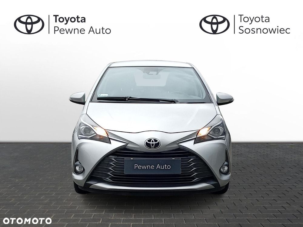 Toyota Yaris - 10