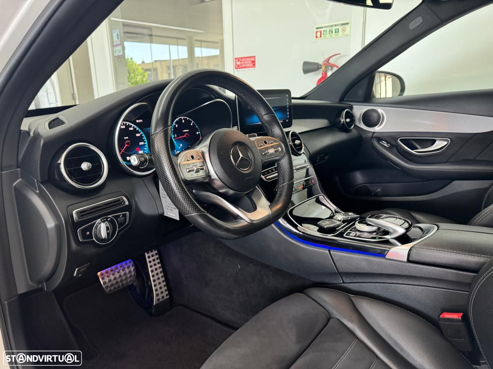 Mercedes-Benz C 220 d AMG Line - 19