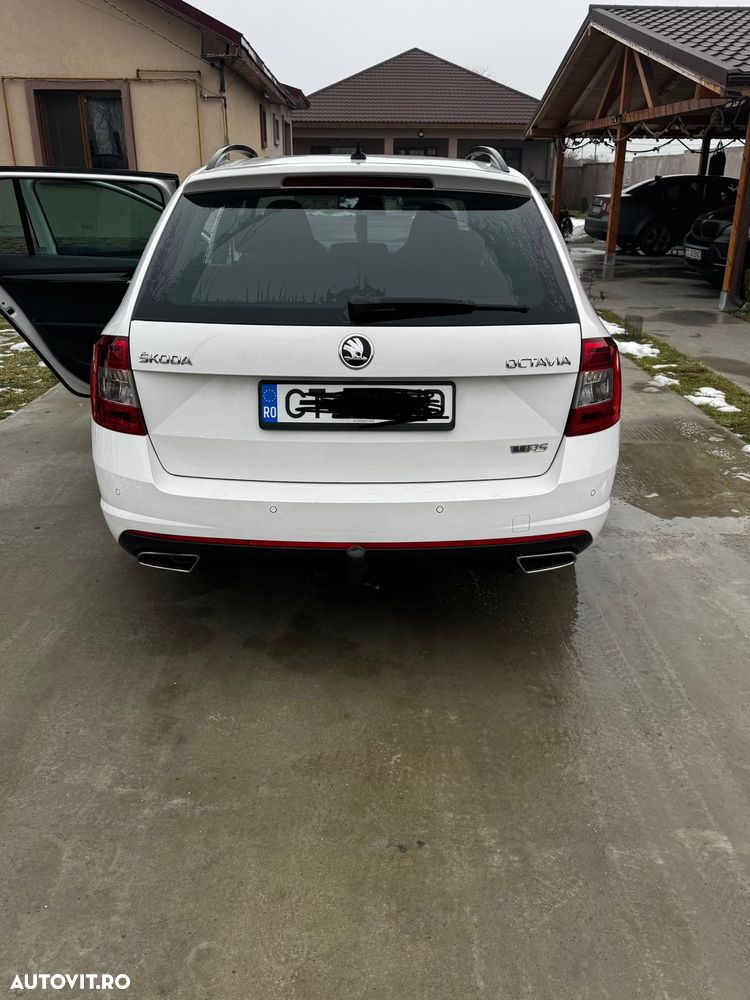 Skoda Octavia 2.0 TDI (Green tec) 4x4 DSG RS - 4
