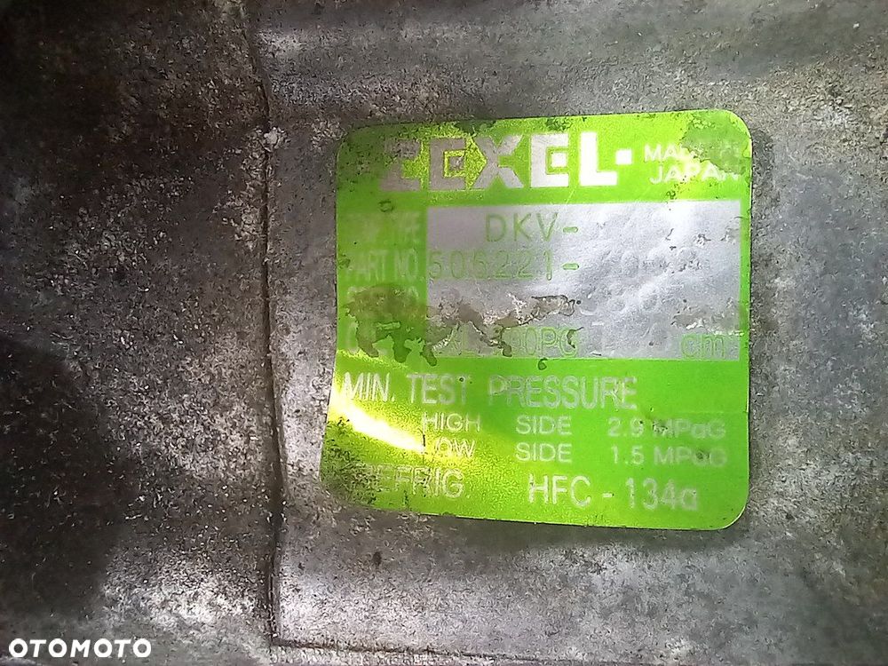 POMPA, SPRĘŻARKA KLIMATYZACJI SUBARU LEGACY III 2.0 16V - 3