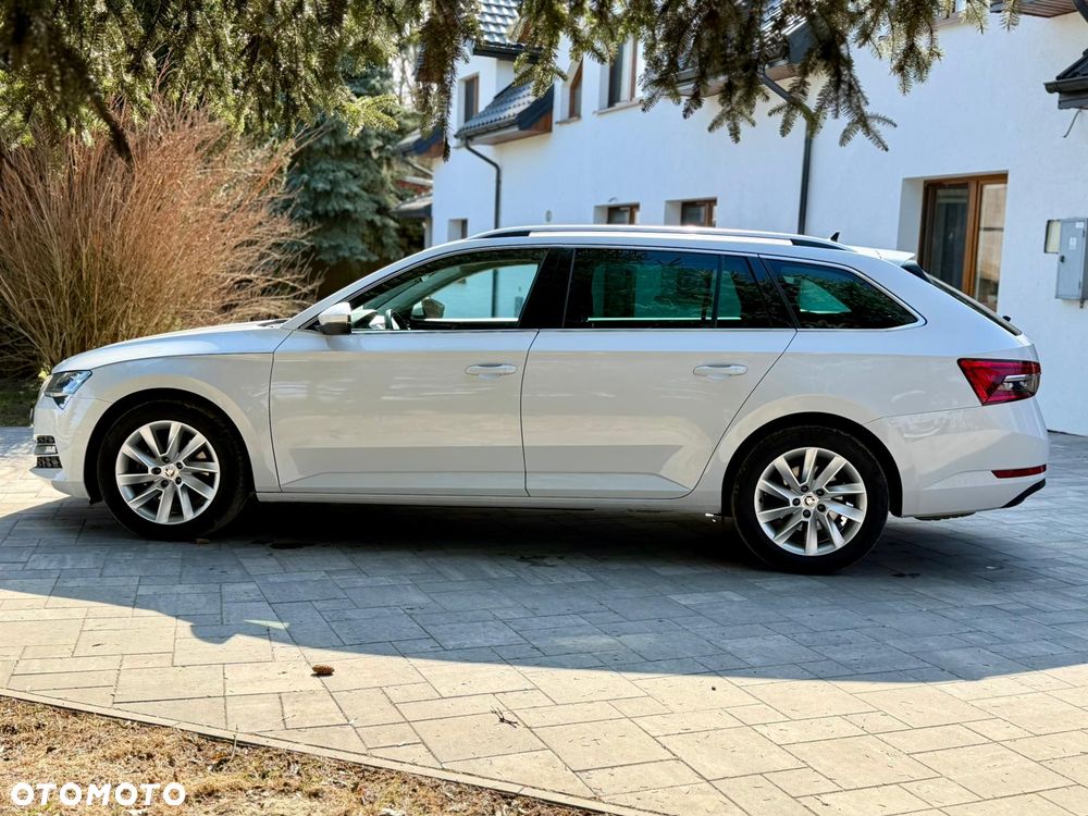 Skoda Superb 2.0 TDI SCR 4x4 Style DSG - 11