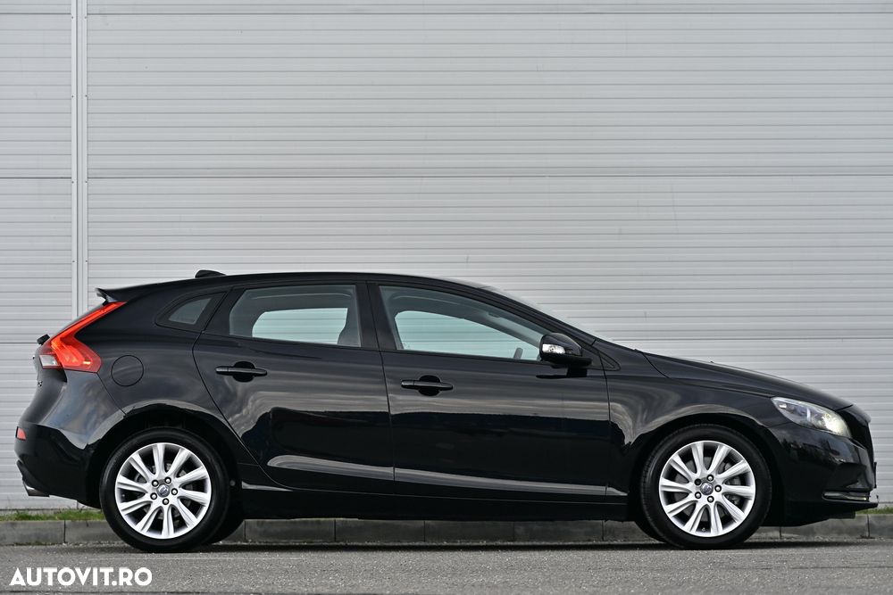 Volvo V40 D3 Geartronic You - 6