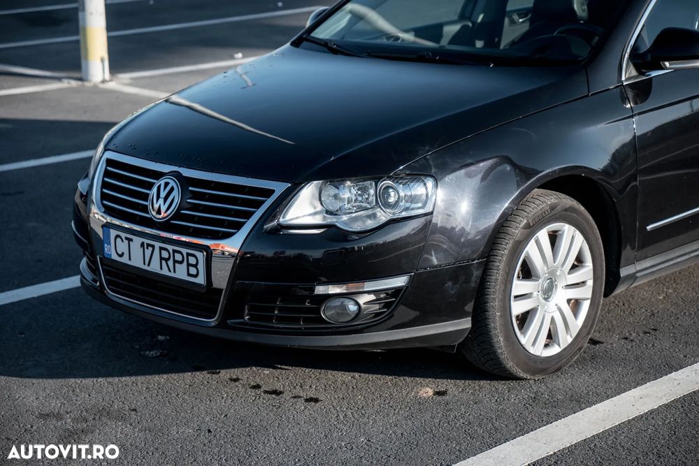 Volkswagen Passat 1.6 TDI DPF BlueMotion Technology Highline - 22