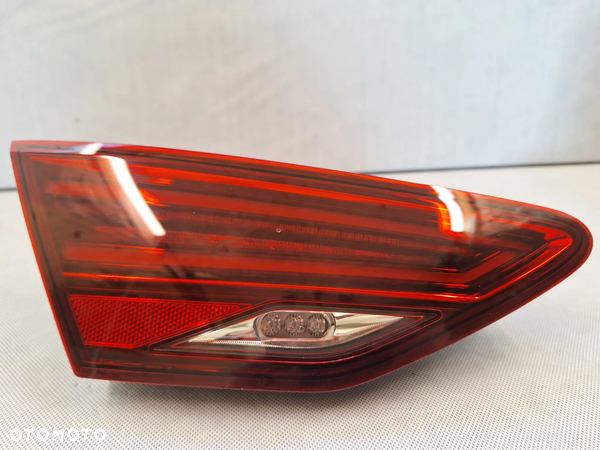 Seat Leon III HB Lift lampa lewa tył 5F0945307J