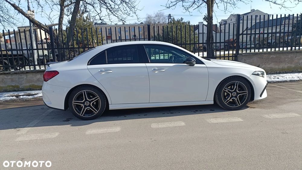 Mercedes-Benz Klasa A 180 7G-DCT AMG Line - 13