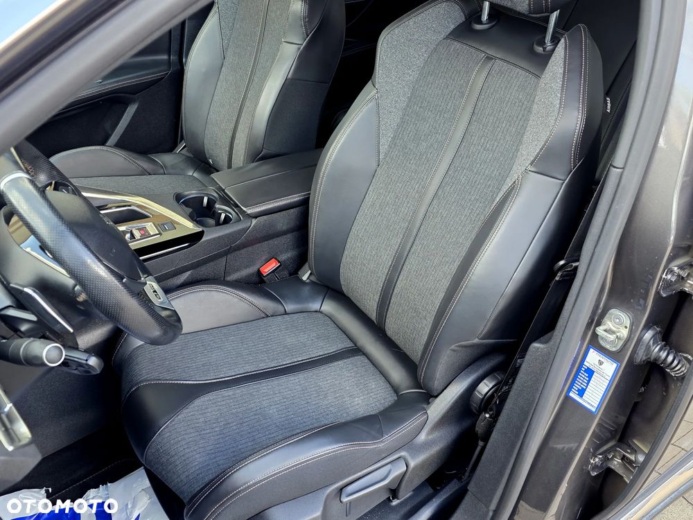 Peugeot 3008 BlueHDi 130 Stop & Start EAT8 GT - 22