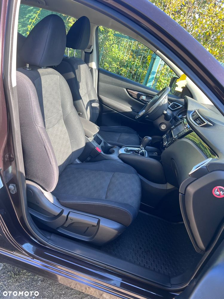Nissan Qashqai - 10