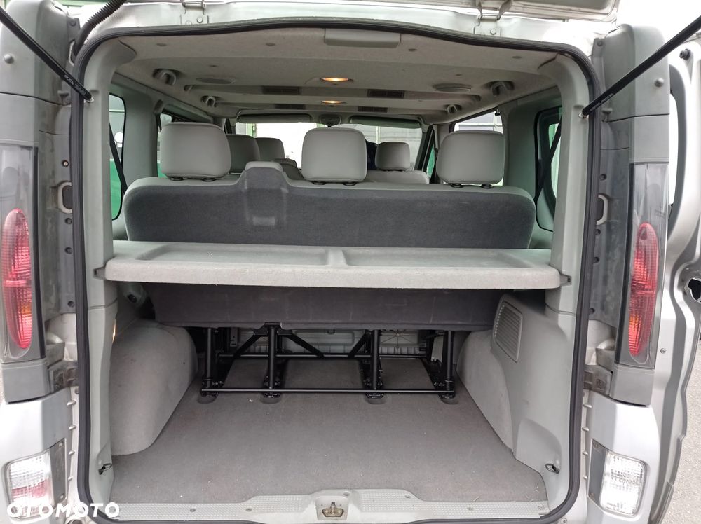 Opel Vivaro DTI Tour - 35
