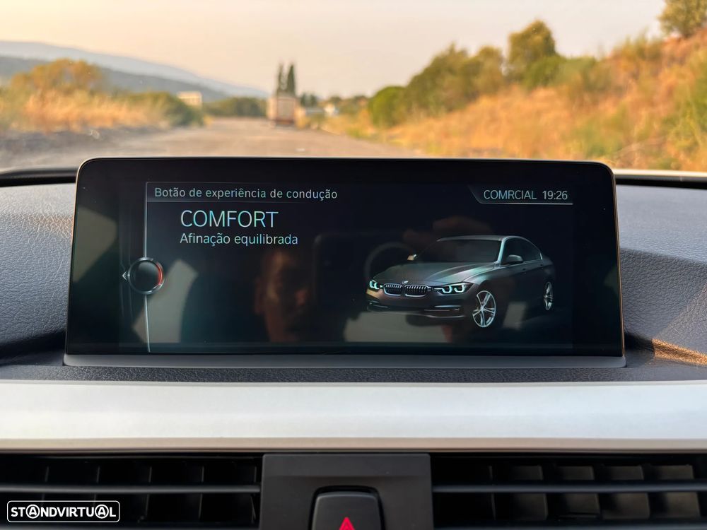BMW 320 d Aut. Advantage - 32