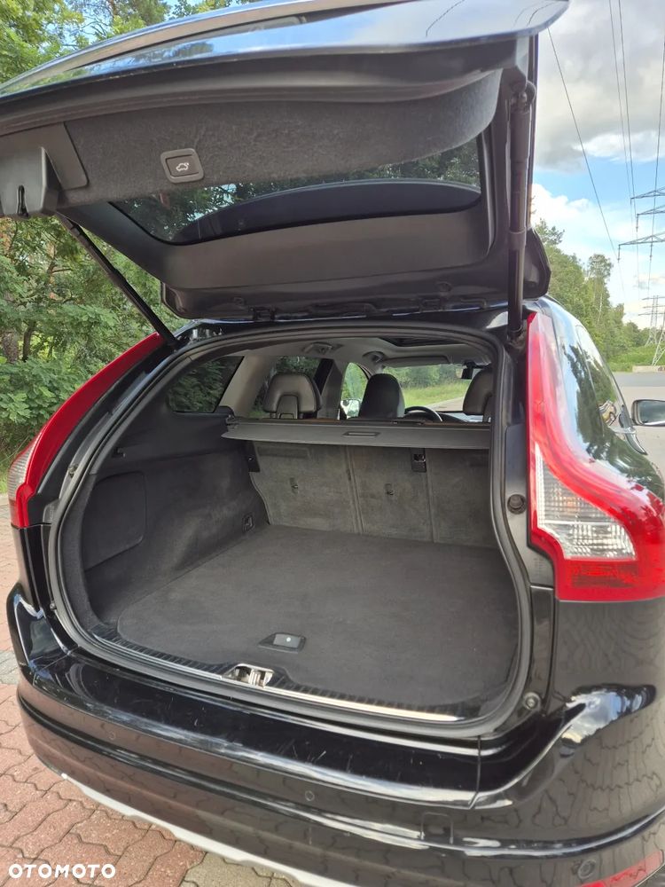 Volvo XC 60 D4 Geartronic Momentum - 33
