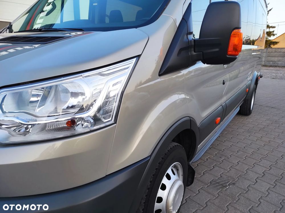 Ford Transit Autobus 18 osób 2.2 TDCI 155 KM 2017 r - 14