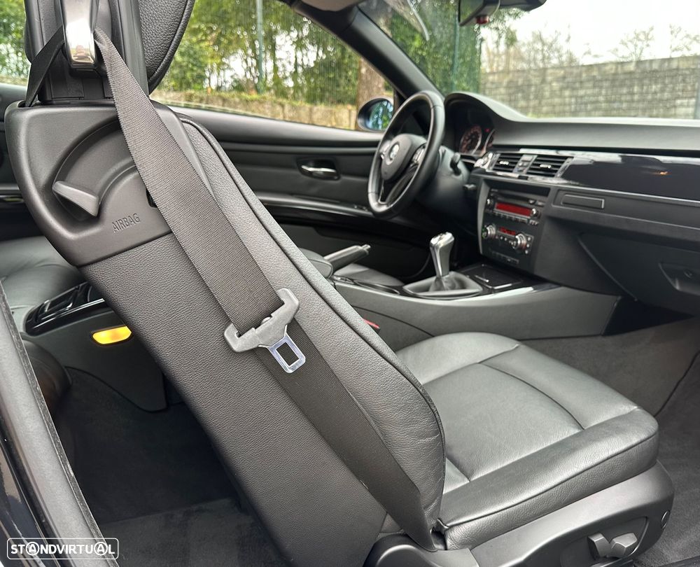 BMW 320 i Cabrio - 23