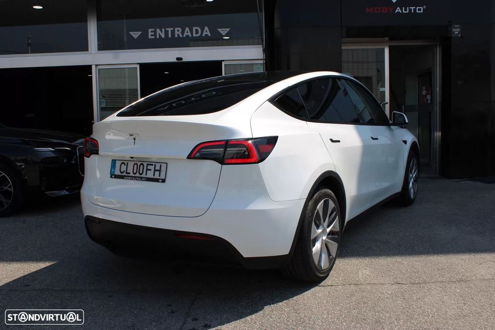 Tesla Model Y Standard - 7