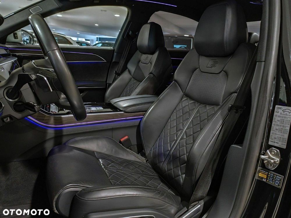 Audi S8 - 21