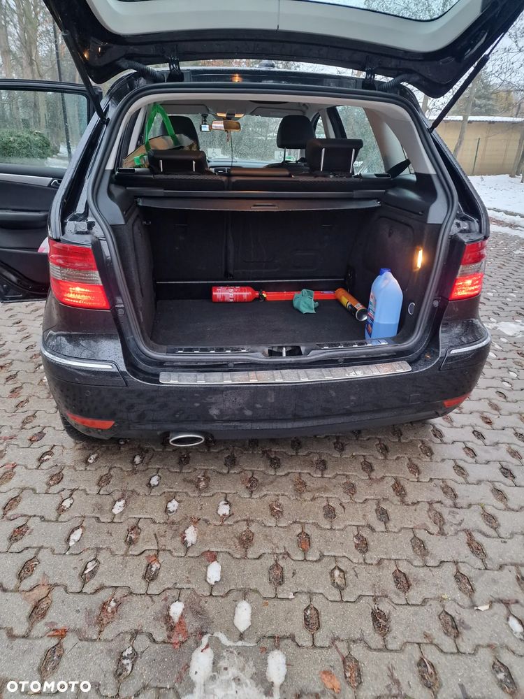 Mercedes-Benz Klasa B 180 BlueEFFICIENCY - 6