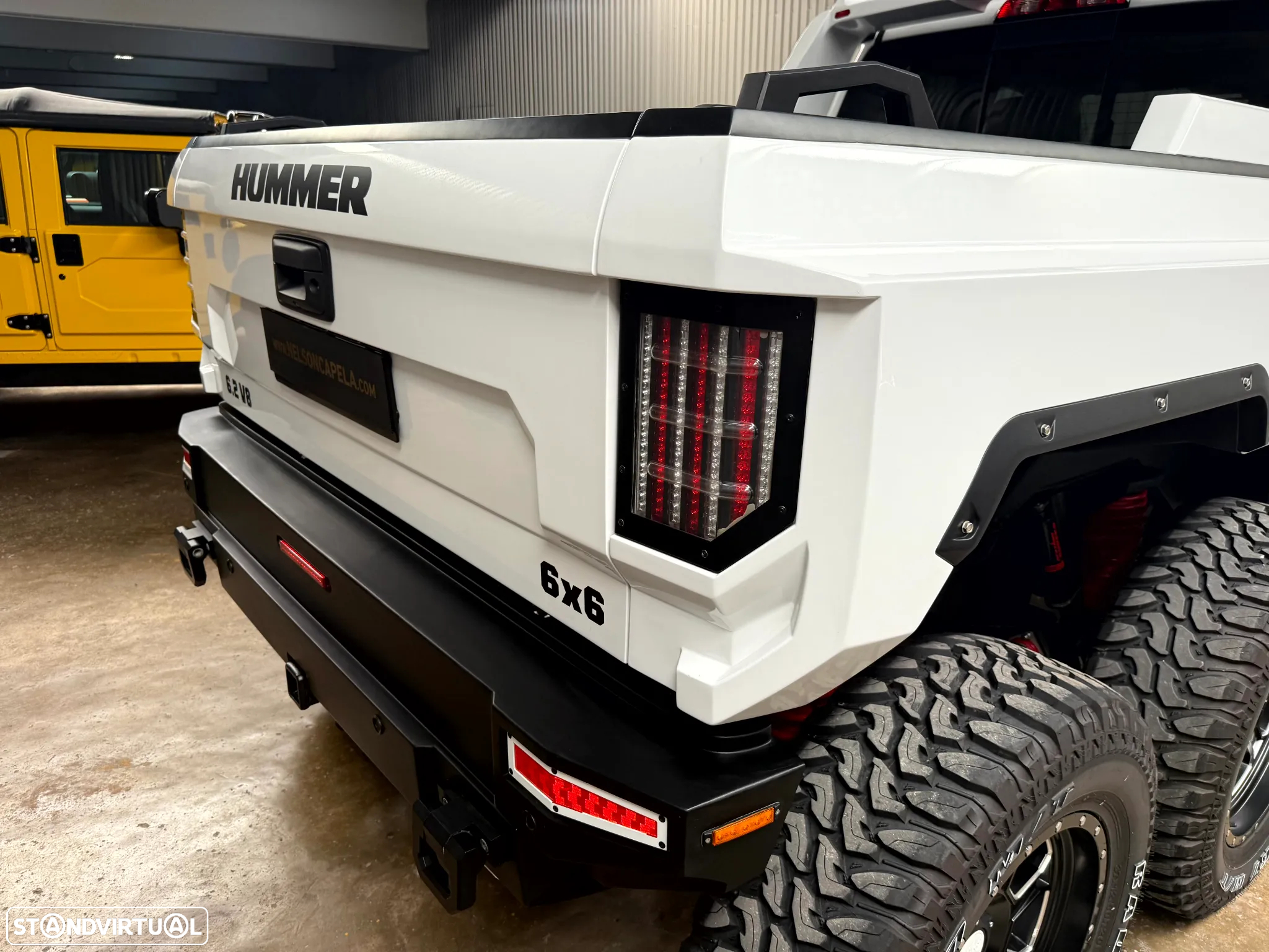 Hummer H2 - 52