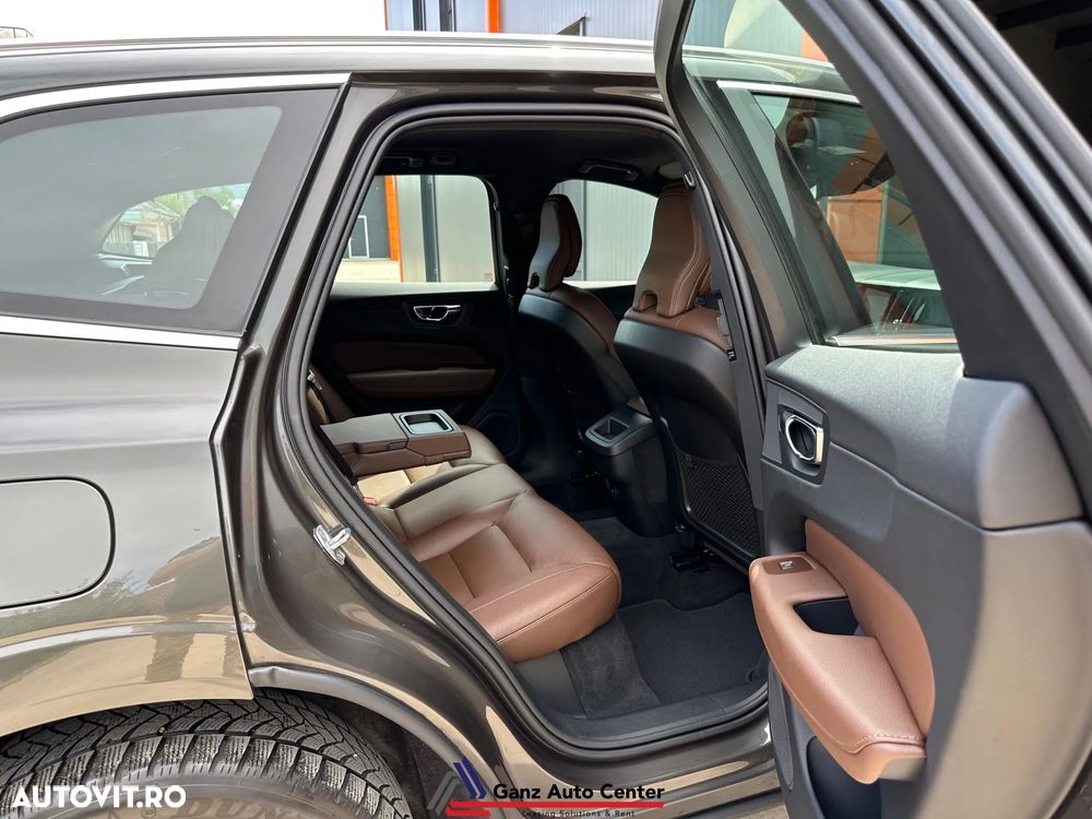 Volvo XC 60 B4 MHEV AWD Inscription - 17