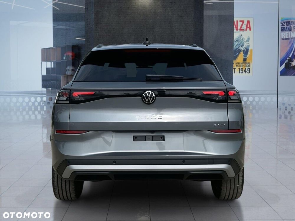 Volkswagen T-Roc - 12
