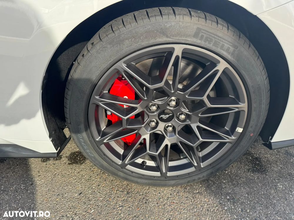 Ford Mustang 5.0 V8 Aut. GT - 28