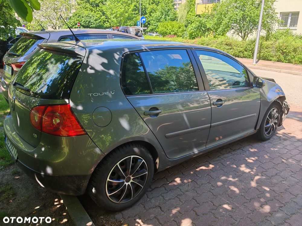 Volkswagen Golf 1.6 Trendline - 3