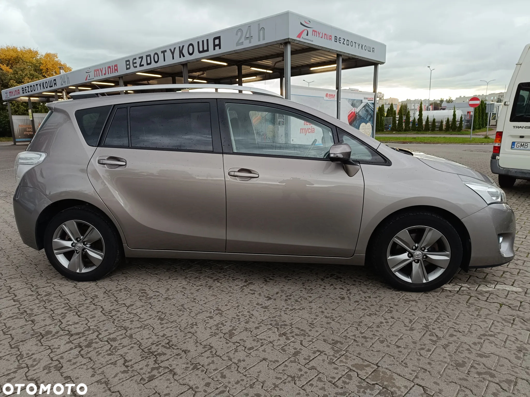 Toyota Verso - 7