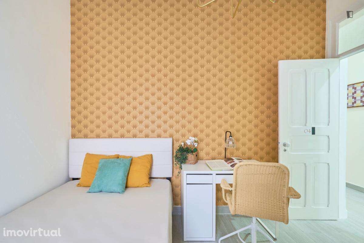 Quarto - localizado em Marquês de Pombal Lisbon - Grande imagem: 5/38