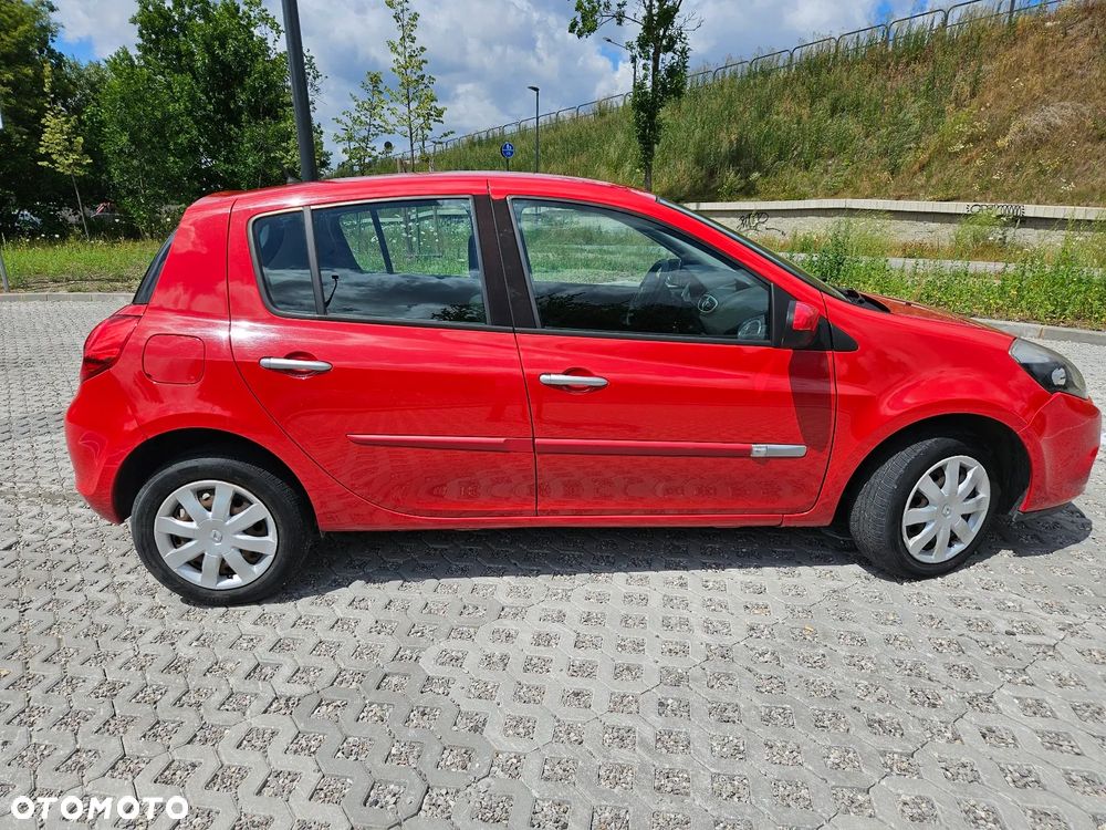 Renault Clio 1.2 16V Authentique Dynamique - 8