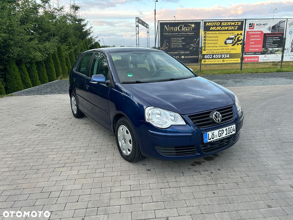 Volkswagen Polo - 2