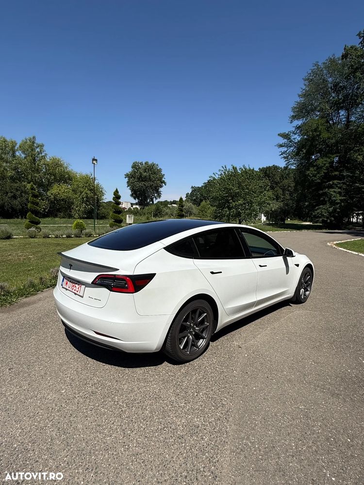 Tesla Model 3 Langstreckenbatterie Allradantrieb Dual Motor - 4